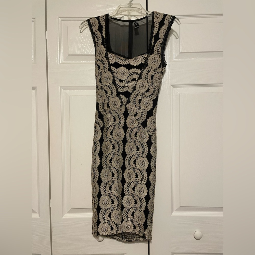 Windsor Lace Bodycon Dress